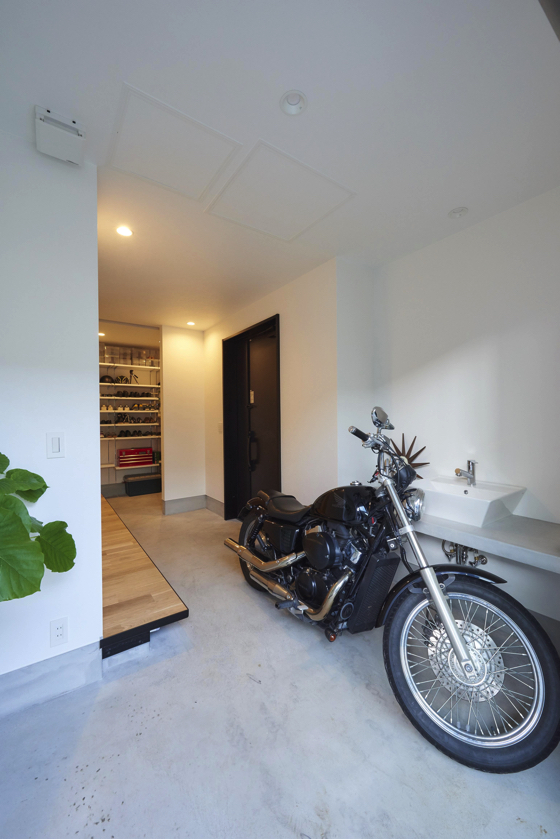 バイク好き必見 バイクガレージのある注文住宅 ポラスの注文住宅ブランド ポウハウス で自由に家を建てる バイク好き必見 バイクガレージのある注文住宅 ポラスの注文住宅ブランド ポウハウス で自由に家を建てる