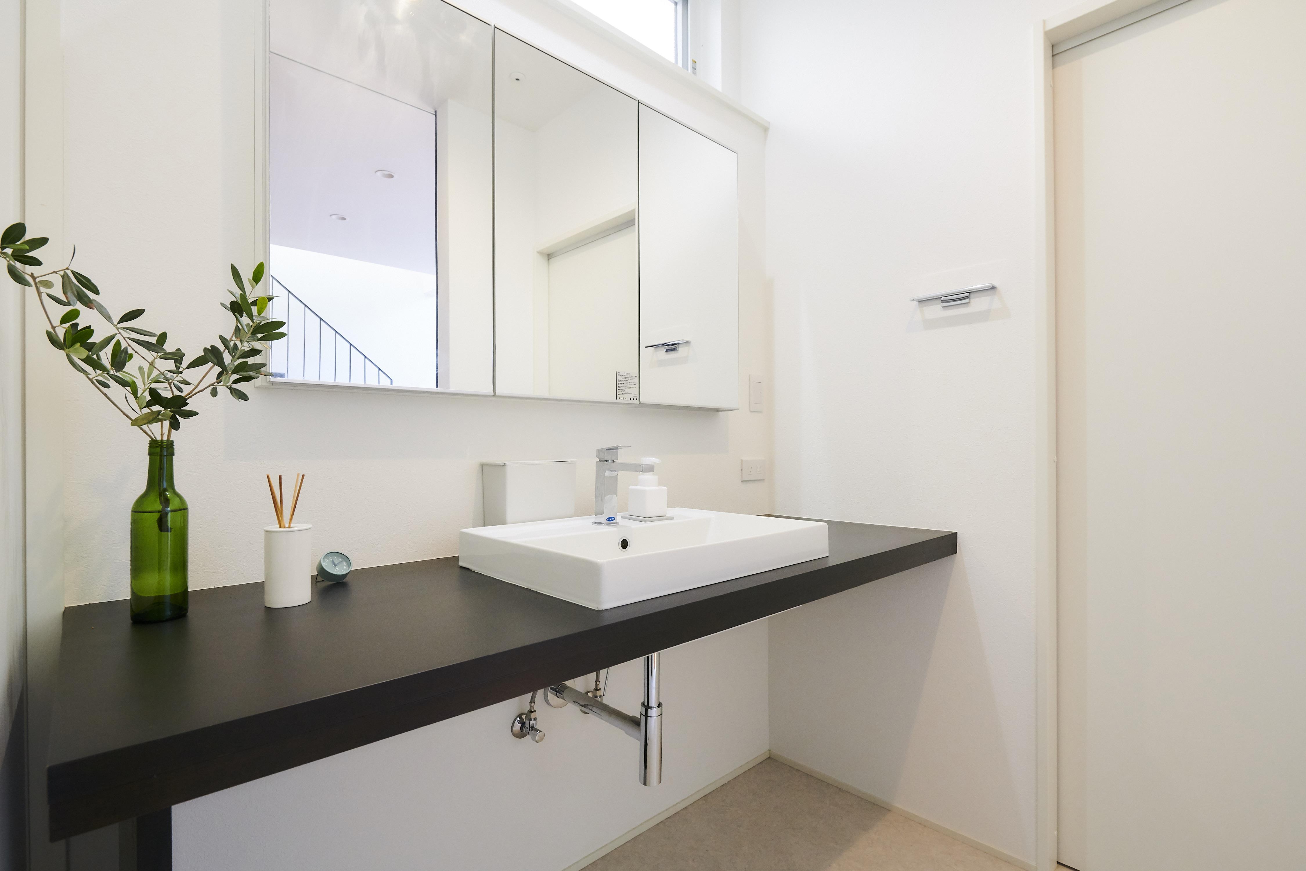 洗面所 トイレ 浴室 施工事例 埼玉 東京 千葉の注文住宅 ポウハウス ポラスの注文住宅ブランド ポウハウス で自由に家を建てる