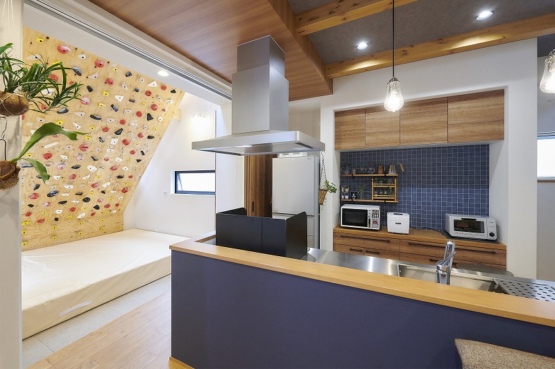 Climbing Houseの画像