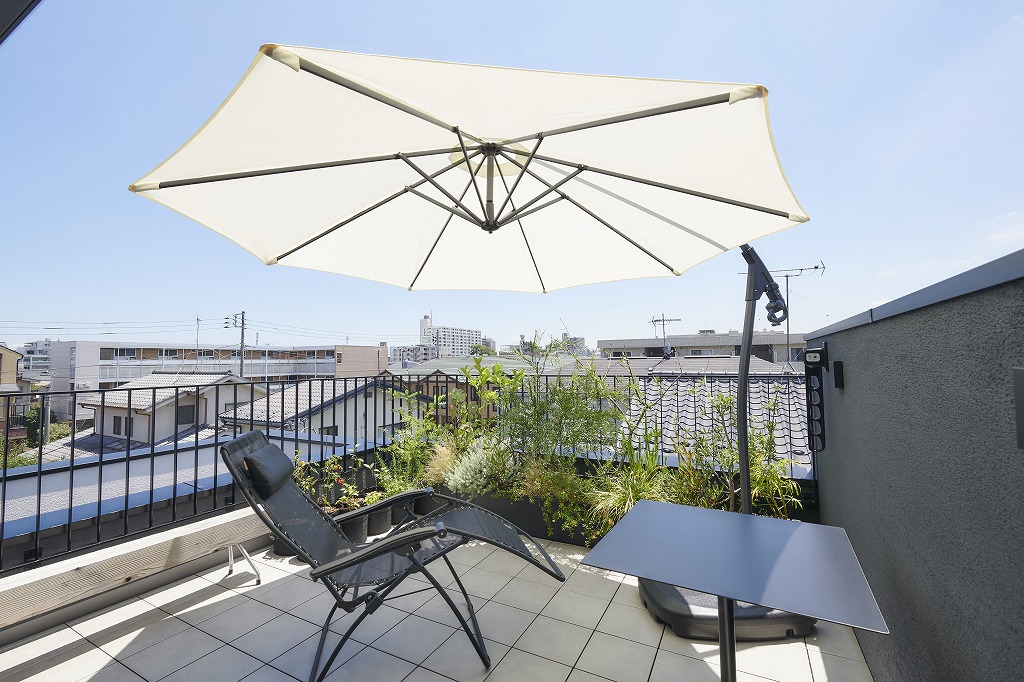 屋上テラスのある住宅のメリットとデメリットを徹底調査 ポラスの注文住宅ブランド ポウハウス で自由に家を建てる