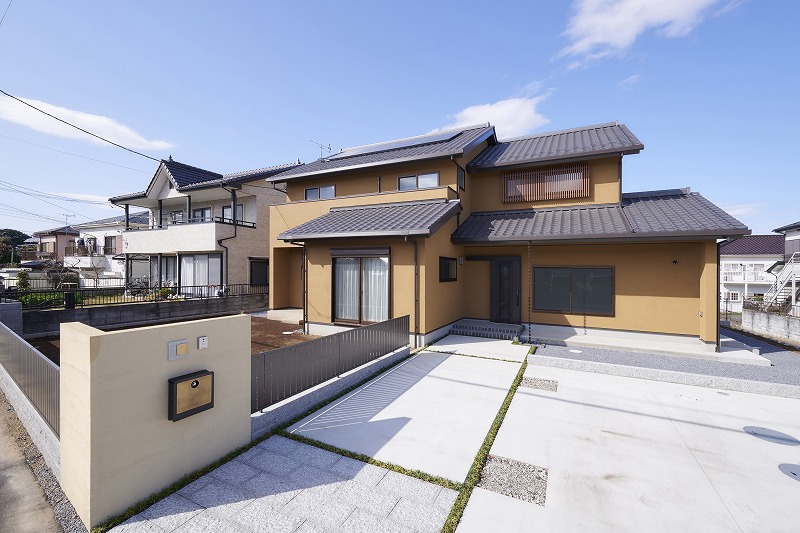 伝統美が息づく二世帯住宅の画像