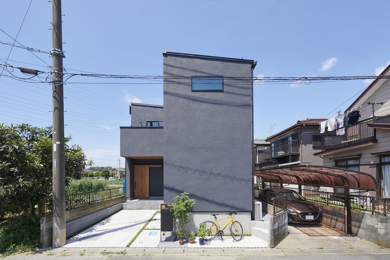 木と暮らす和モダン住宅の画像