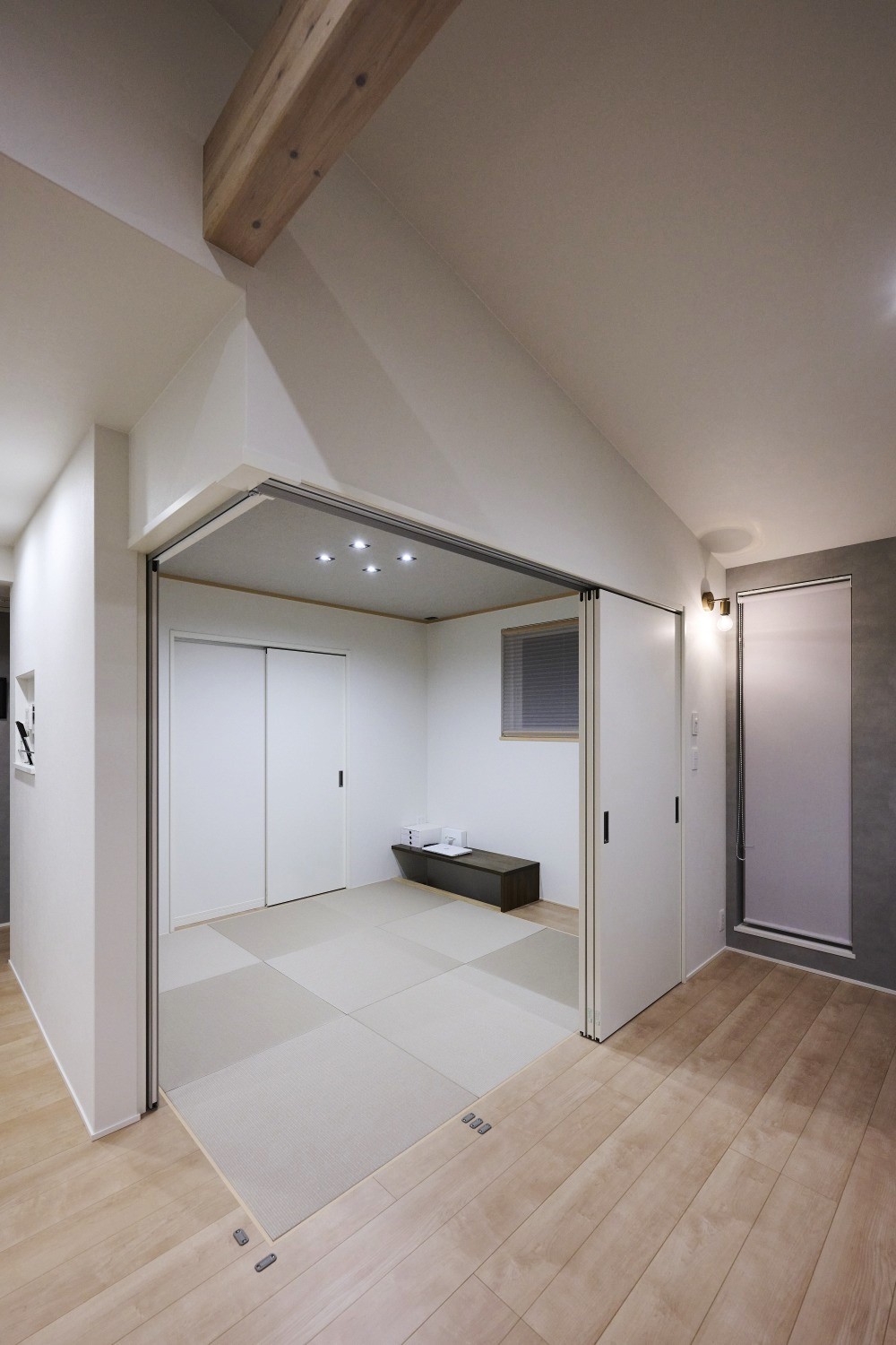 半畳タタミを採用したモダンな畳コーナーの画像