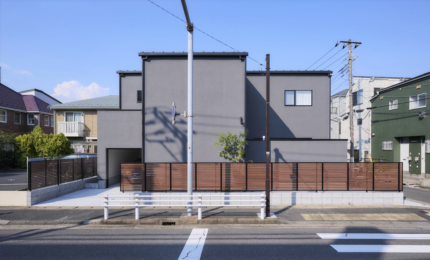 凹凸がリズムを生み出す外観デザインの画像