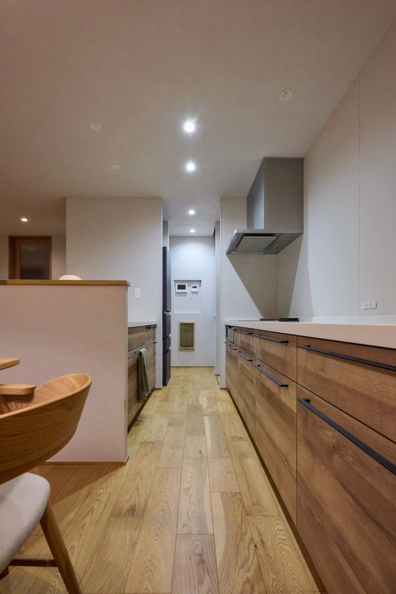 デザイン性と機能性の両方を兼ね備えたキッチンの画像