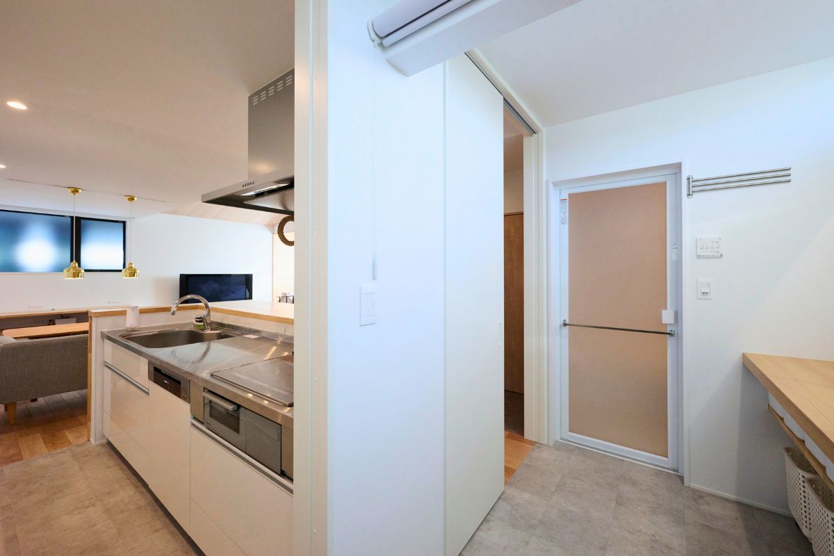 家事動線がスムーズな水回りのレイアウトの画像